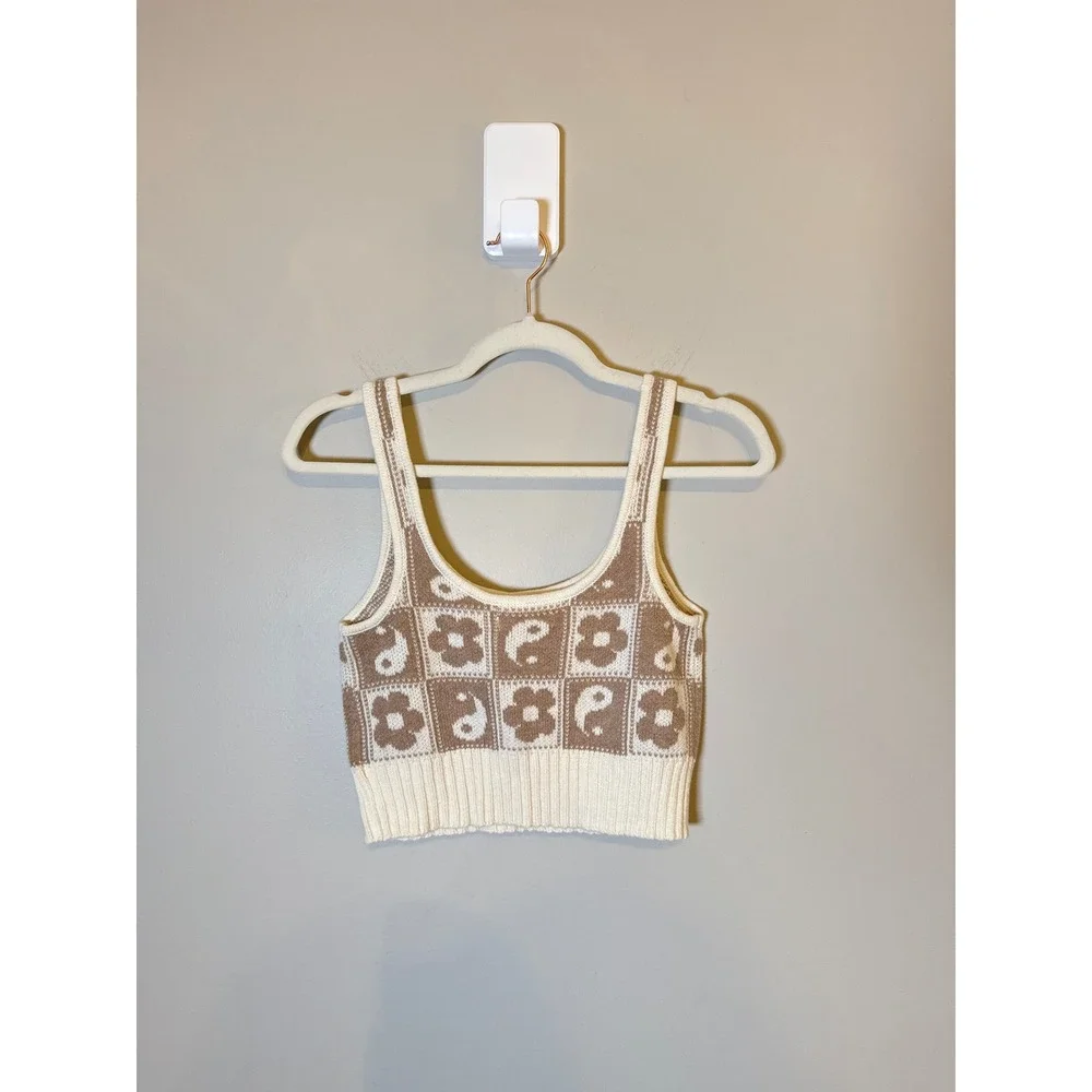 American Eagle • NWT Floral Yin Yang Knit Crop Tank Top Cream Brown Size S - Picture 9 of 10